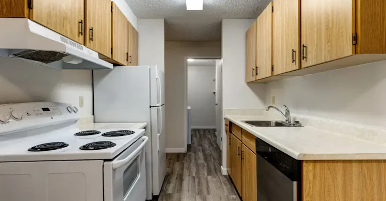 203-640 Robert Street E, Swift Current, SK, S9H 0N7 - 13