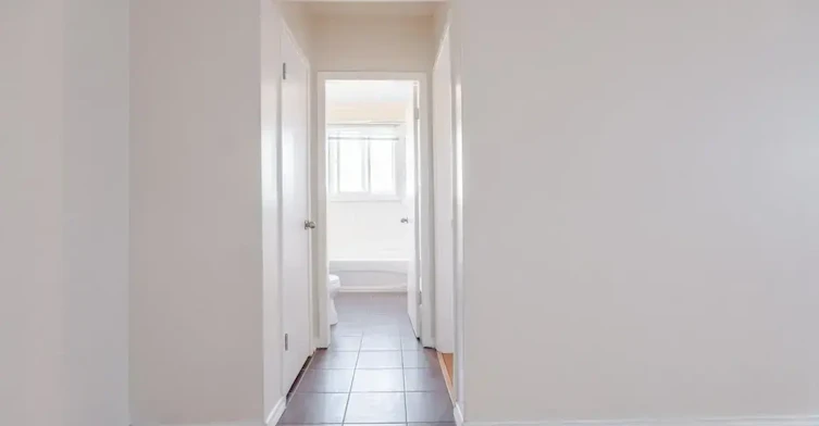 103-10637 105 Street NW, Edmonton, AB, T5H 2X1 - 24