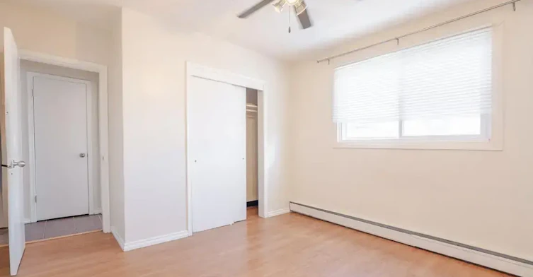 103-10637 105 Street NW, Edmonton, AB, T5H 2X1 - 26