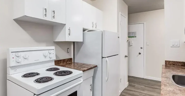 204-11008 83 Street NW, Edmonton, AB, T5H 1M3 - 15