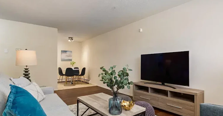 204-11008 83 Street NW, Edmonton, AB, T5H 1M3 - 6