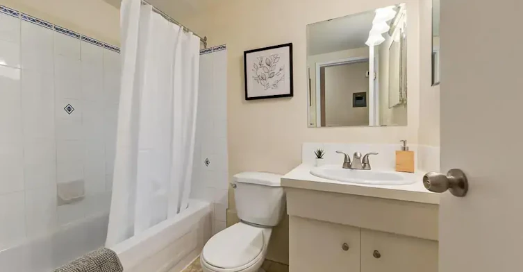 204-11008 83 Street NW, Edmonton, AB, T5H 1M3 - 10
