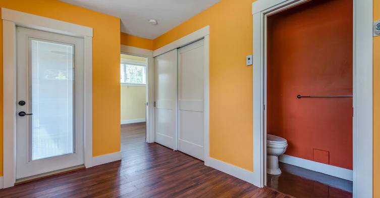 LANEWAY-328 East 20th Street, North Vancouver, BC, V7L 3A7 - 11