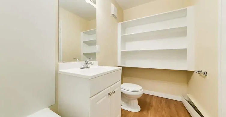 10-12948 118 Avenue NW, Edmonton, AB, T5L 2L4 - 7