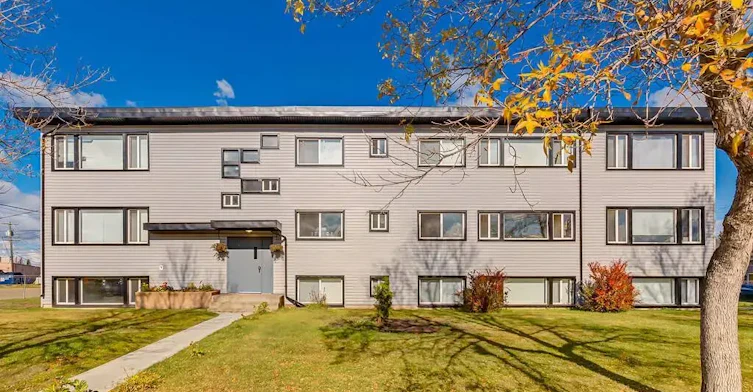 10-12948 118 Avenue NW, Edmonton, AB, T5L 2L4 - 15