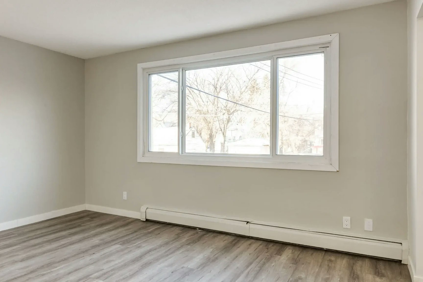 6-11832 88 Street, Edmonton, AB, T5B 3R8 - 5