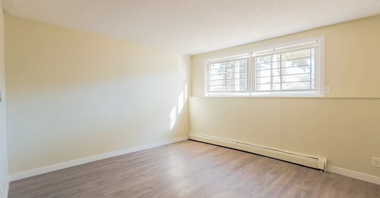 6-11832 88 Street, Edmonton, AB, T5B 3R8 - 14
