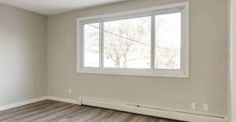 5-11832 88 Street, Edmonton, AB, T5B 3R8 - 5