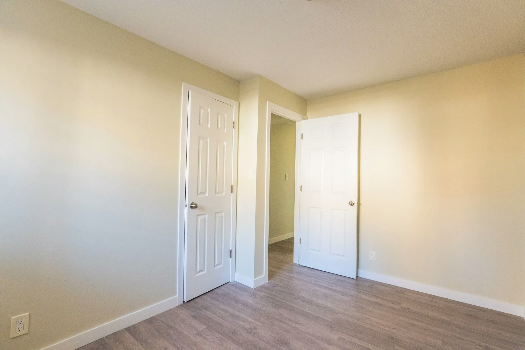 5-11832 88 Street, Edmonton, AB, T5B 3R8 - 28