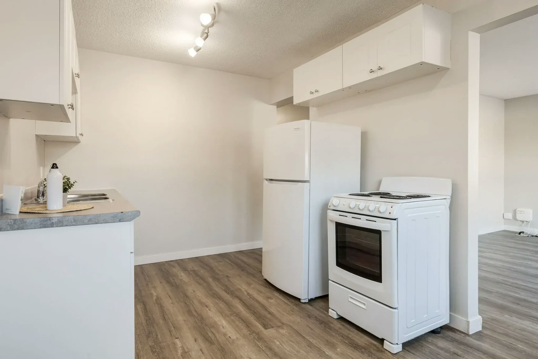 5-11832 88 Street, Edmonton, AB, T5B 3R8 - 7