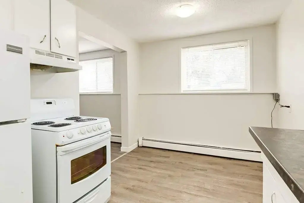5-11832 88 Street, Edmonton, AB, T5B 3R8 - 46