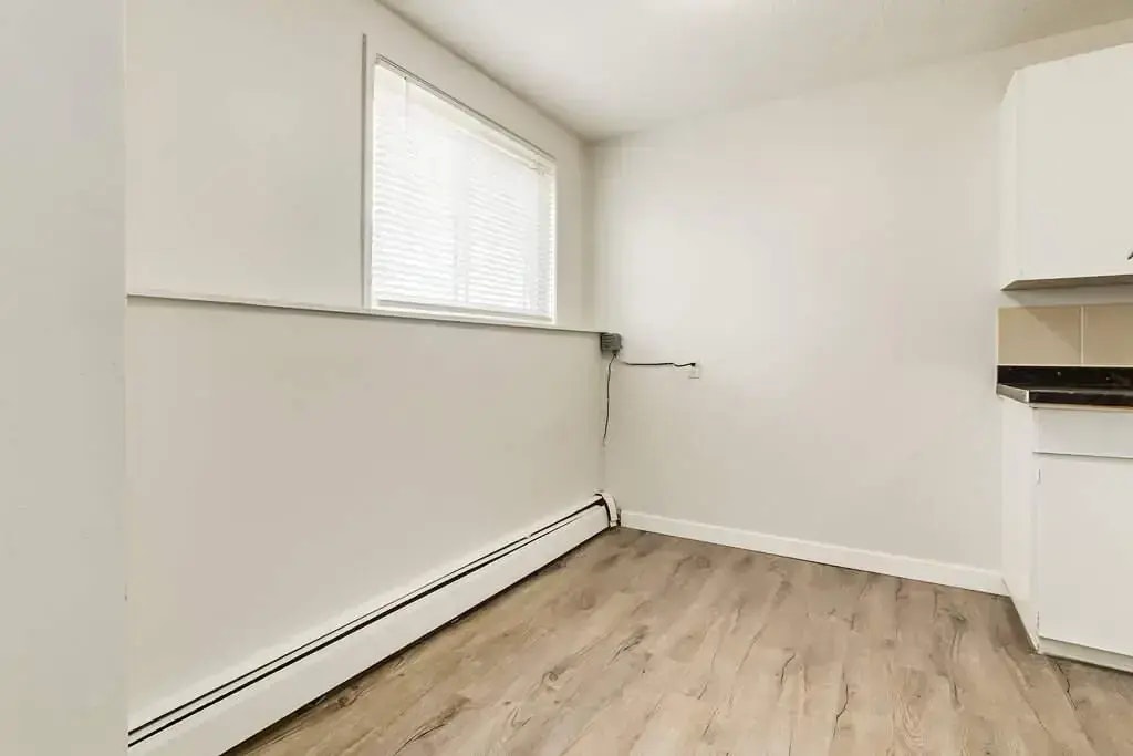 5-11832 88 Street, Edmonton, AB, T5B 3R8 - 47
