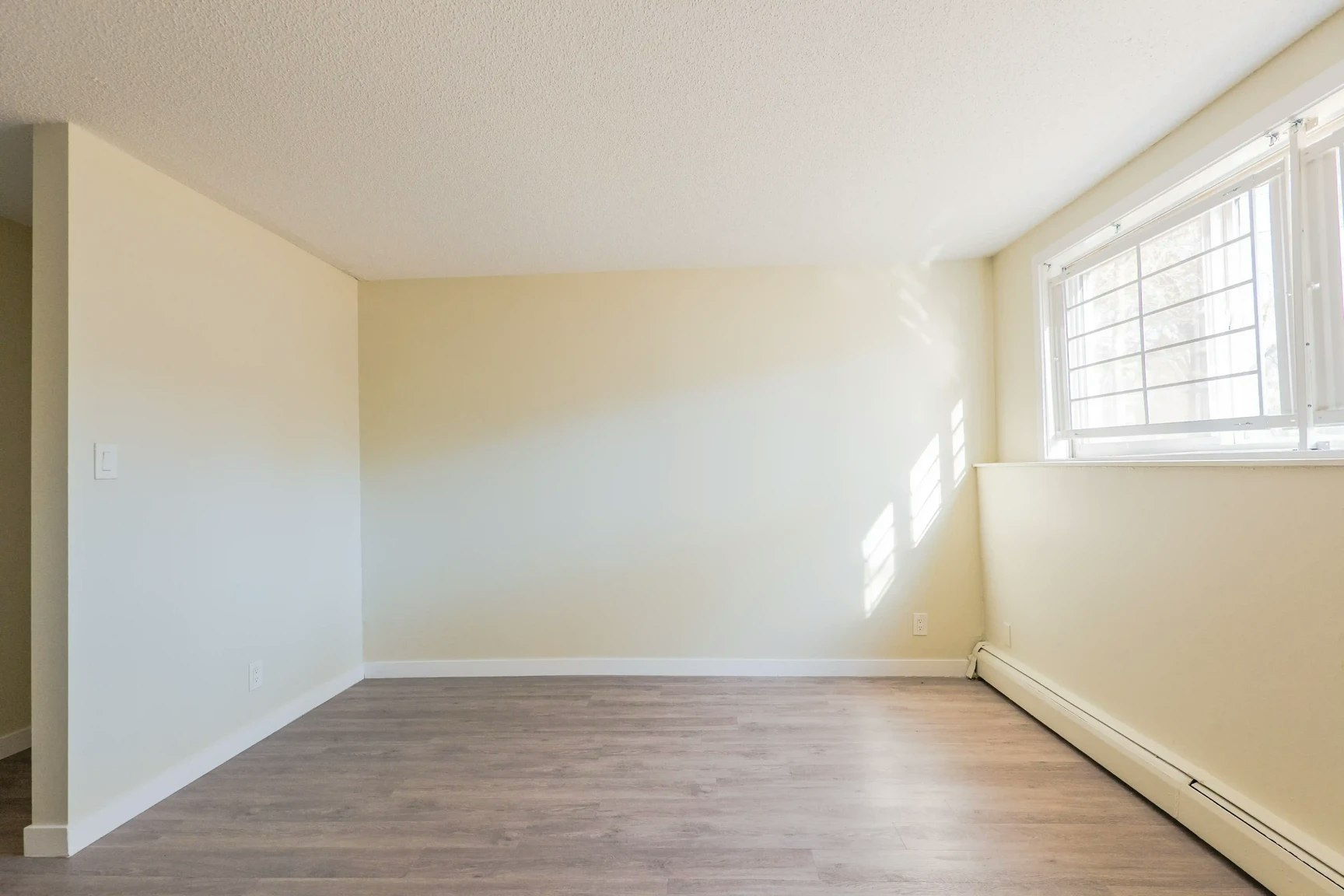 5-11832 88 Street, Edmonton, AB, T5B 3R8 - 17