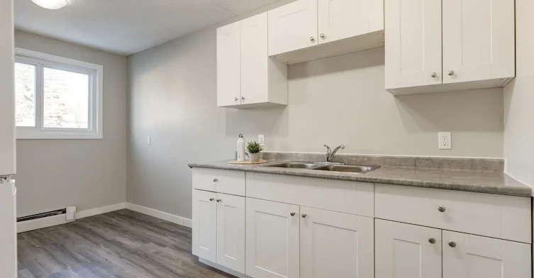 5-11832 88 Street, Edmonton, AB, T5B 3R8 - 6
