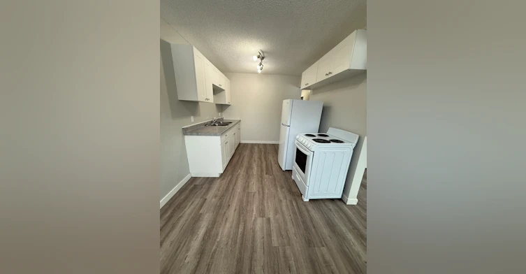 5-11832 88 Street, Edmonton, AB, T5B 3R8 - 60