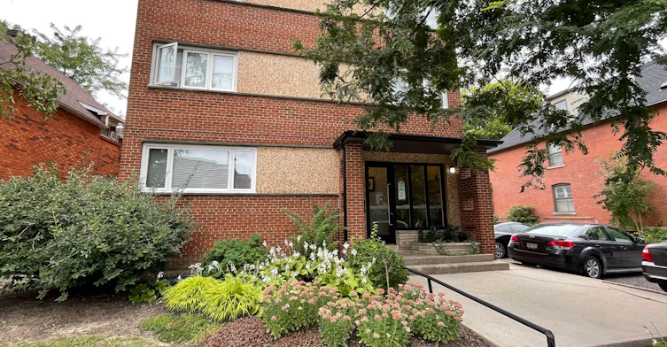7-55 Sweetland Avenue, Ottawa, ON, K1N 7T7