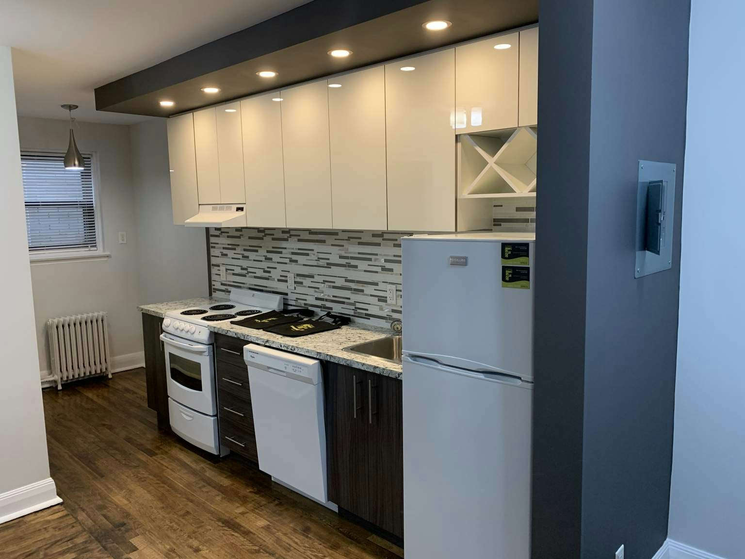 10-195 Cooper Street, Ottawa, ON, K2P 1L6