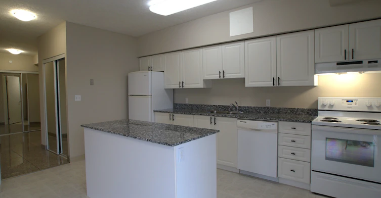 818-239 Auburn Drive, Waterloo, ON, N2K 0B7