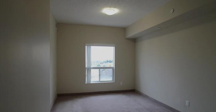 818-239 Auburn Drive, Waterloo, ON, N2K 0B7 - 4