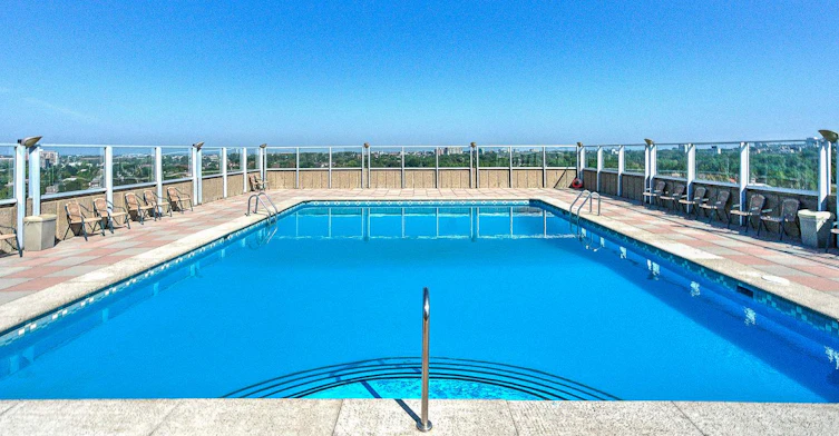 6505 Cote Saint Luc Road, Côte-Saint-Luc, QC, H4V 1G3 - 5