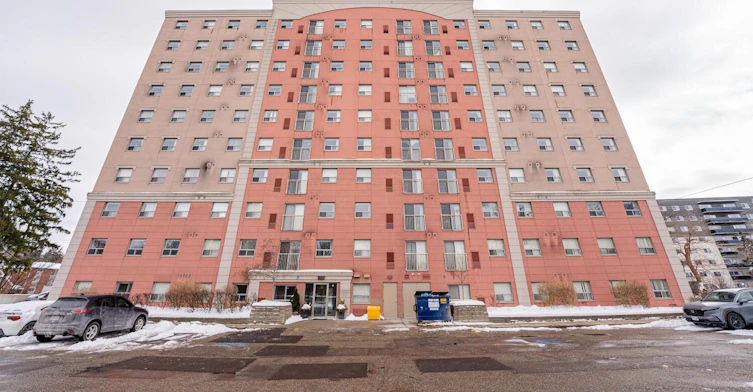 203-274 Erb Street West, Waterloo, ON, N2L 1W2 - 4