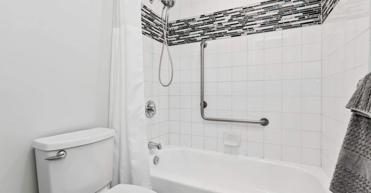 413-330 Mcleod, Ottawa, ON, K2P 2C5 - 11