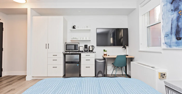 303-330 Mcleod, Ottawa, ON, K2P 2C5 - 9