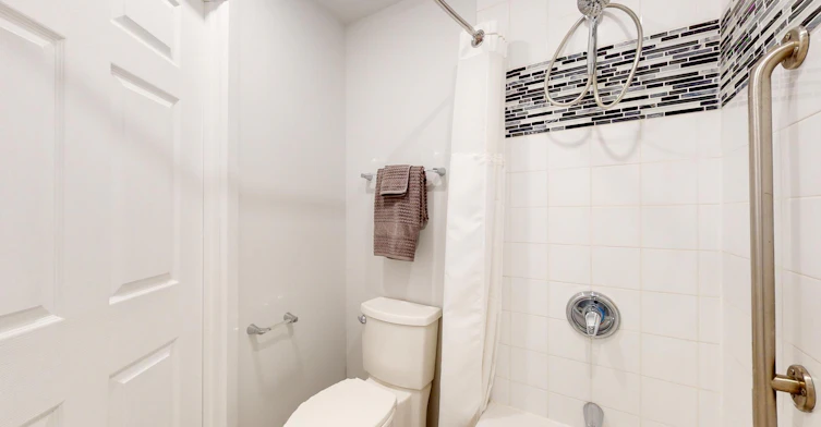 303-330 Mcleod, Ottawa, ON, K2P 2C5 - 8
