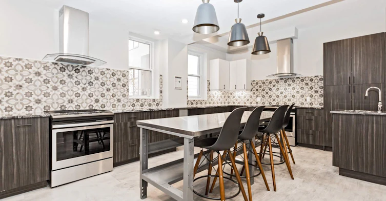 411-330 Mcleod, Ottawa, ON, K2P 2C5 - 3