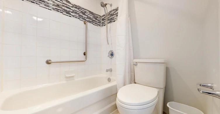 307-330 Mcleod, Ottawa, ON, K2P 2C5 - 6