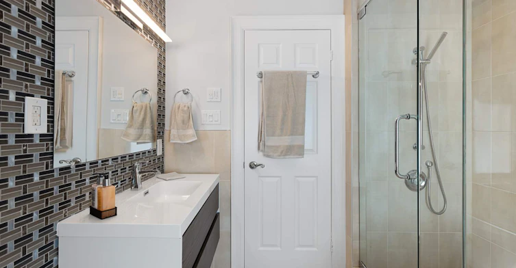 1A-240 Blackburn, Ottawa, ON, K1N 8A8 - 20