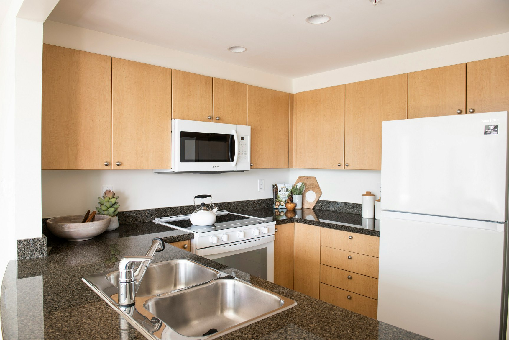 504-699 Cardero Street, Vancouver, BC, V6G 3H7 - 8