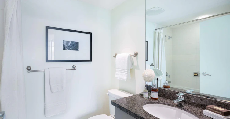 2002-699 Cardero Street, Vancouver, BC, V6G 3H7 - 6