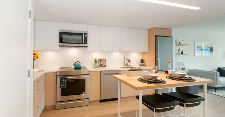 507-1618 W 6th Avenue, Vancouver, BC, V6J 1R3 - 5