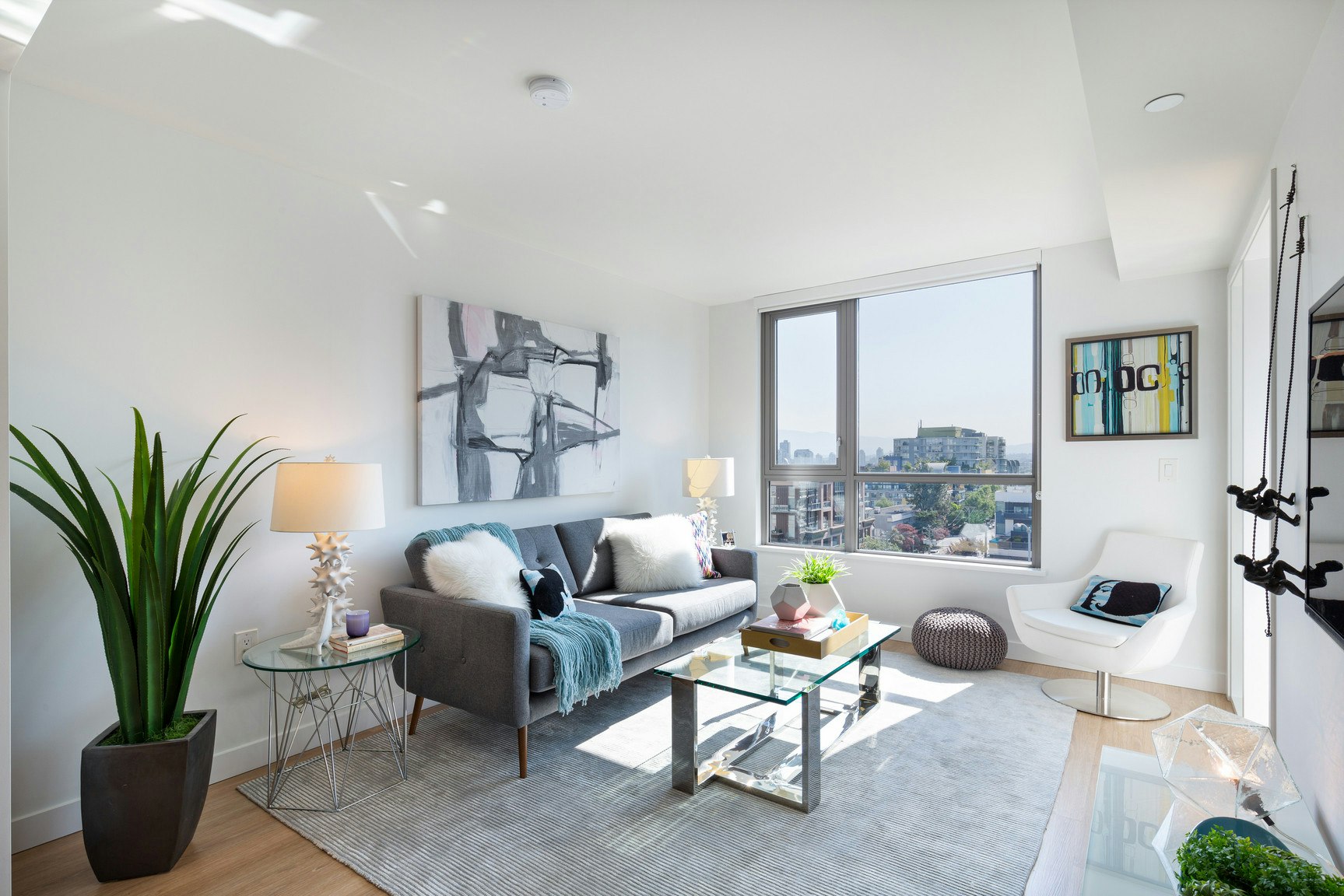 1001-1618 W 6th Avenue, Vancouver, BC, V6J 1R3