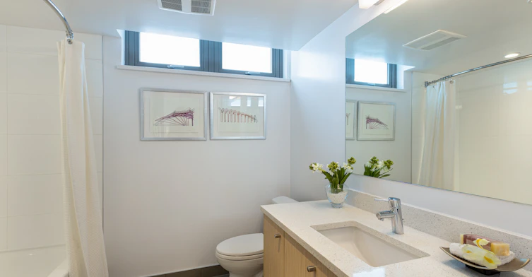 1001-1618 W 6th Avenue, Vancouver, BC, V6J 1R3 - 9