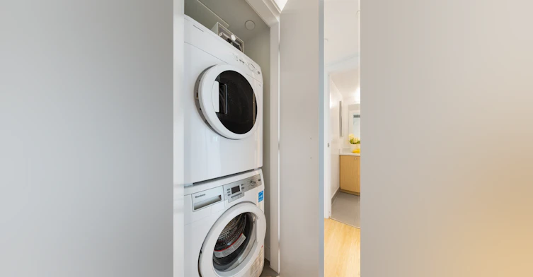 1104-1618 W 6th Avenue, Vancouver, BC, V6J 1R3 - 13