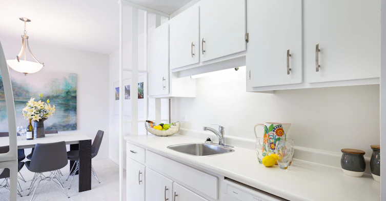 1505-2020 Bellevue Avenue, West Vancouver, BC, V7V 1B8 - 5