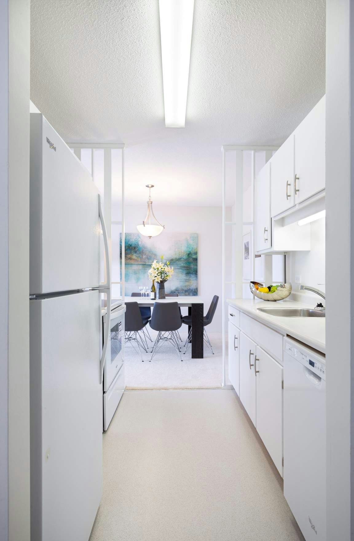 305-2020 Bellevue Avenue, West Vancouver, BC, V7V 1B8 - 3