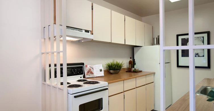 204-2233 Allison Road, Vancouver, BC, V6T 1T7 - 6