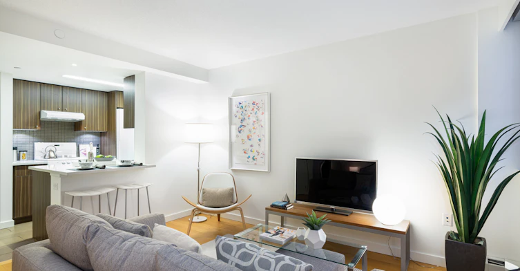 605-788 Jervis Street, Vancouver, BC, V6E 0B5 - 4