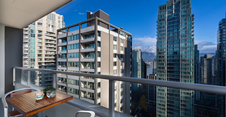2104-788 Jervis Street, Vancouver, BC, V6E 0B5