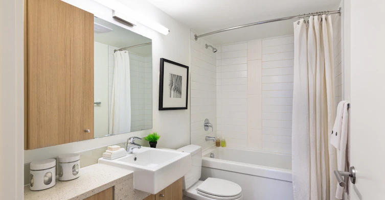 2104-788 Jervis Street, Vancouver, BC, V6E 0B5 - 9