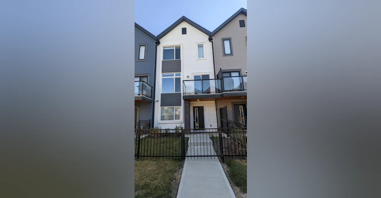 1010 Rabbit Hill Road SW, Edmonton, AB, T6W 4G7