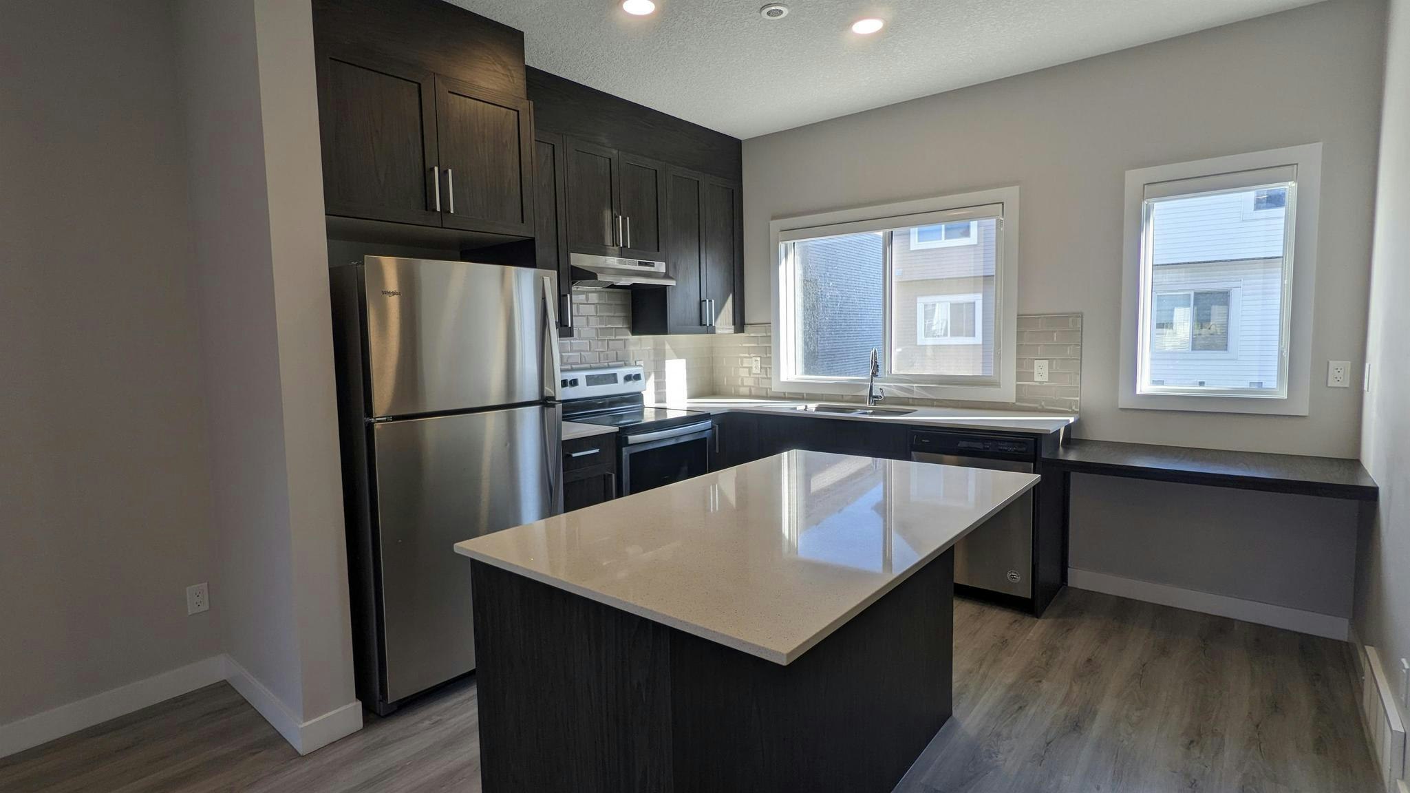1010 Rabbit Hill Road SW, Edmonton, AB, T6W 4G7 - 4