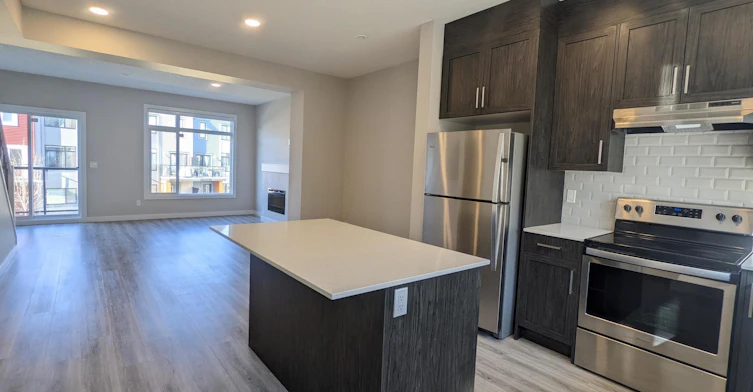 1010 Rabbit Hill Road SW, Edmonton, AB, T6W 4G7 - 3