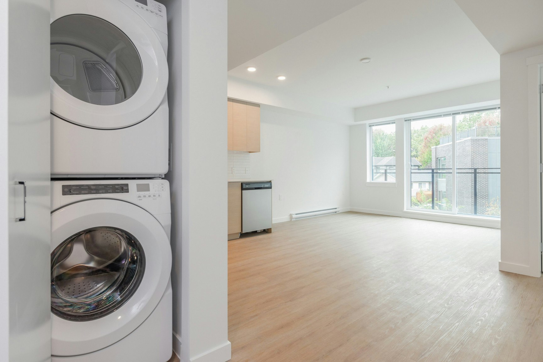 E413-3655 Victoria Drive, Vancouver, BC, V5N 5K9 - 9