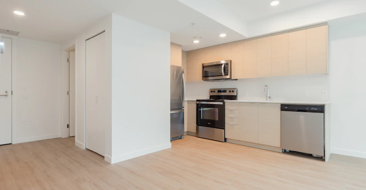 E309-3655 Victoria Drive, Vancouver, BC, V5N 5K9 - 8