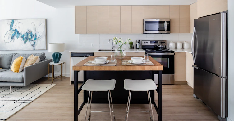 E505-3655 Victoria Drive, Vancouver, BC, V5N 5K9 - 5