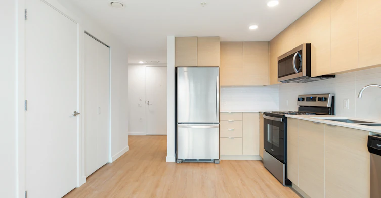 E408-3655 Victoria Drive, Vancouver, BC, V5N 5K9 - 2
